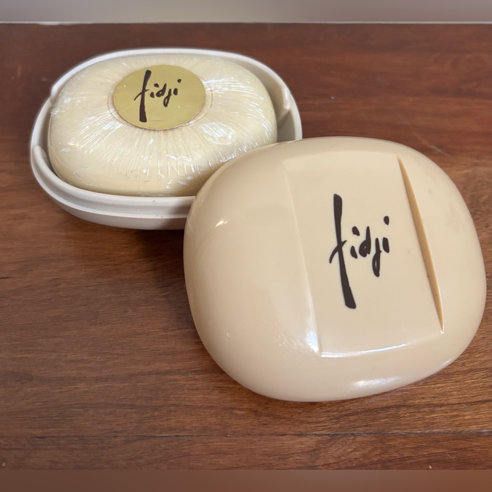 Fidji by Guy Laroche Soap
